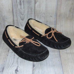 UGG Dakota Black Suede/Sheepskin Moccasin Slippers Womens Size 7
